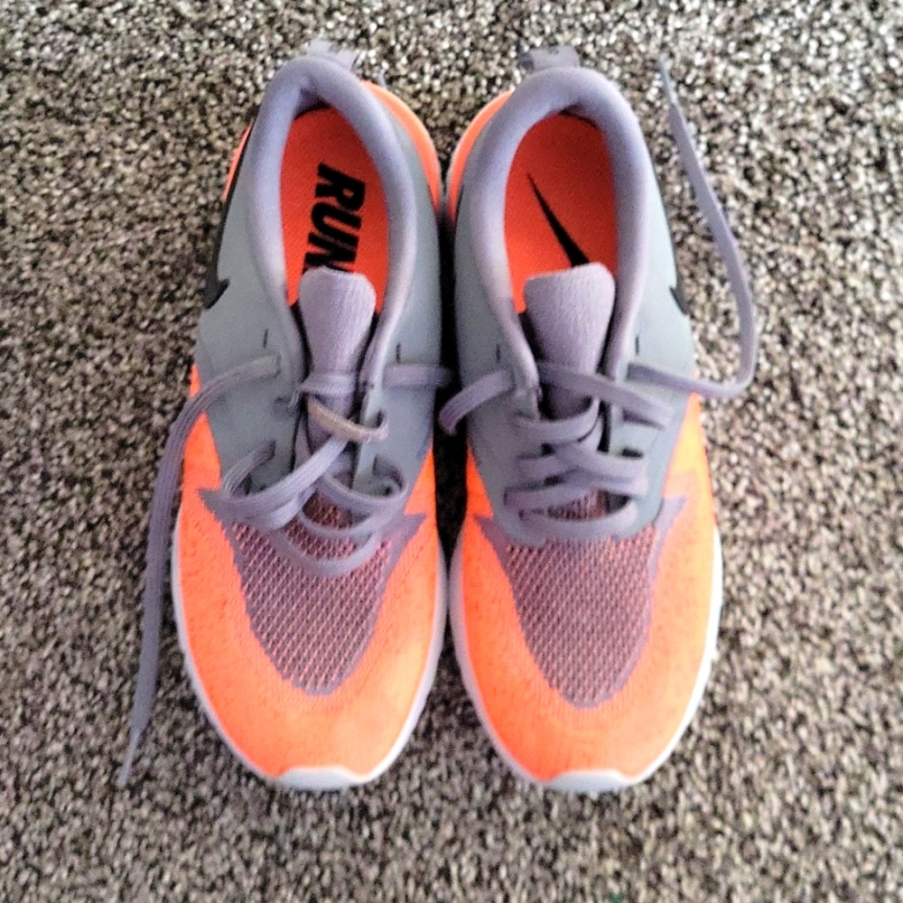 Nike Odyssey React Flyknit 2 Running Shoes - Picture 4 of 6